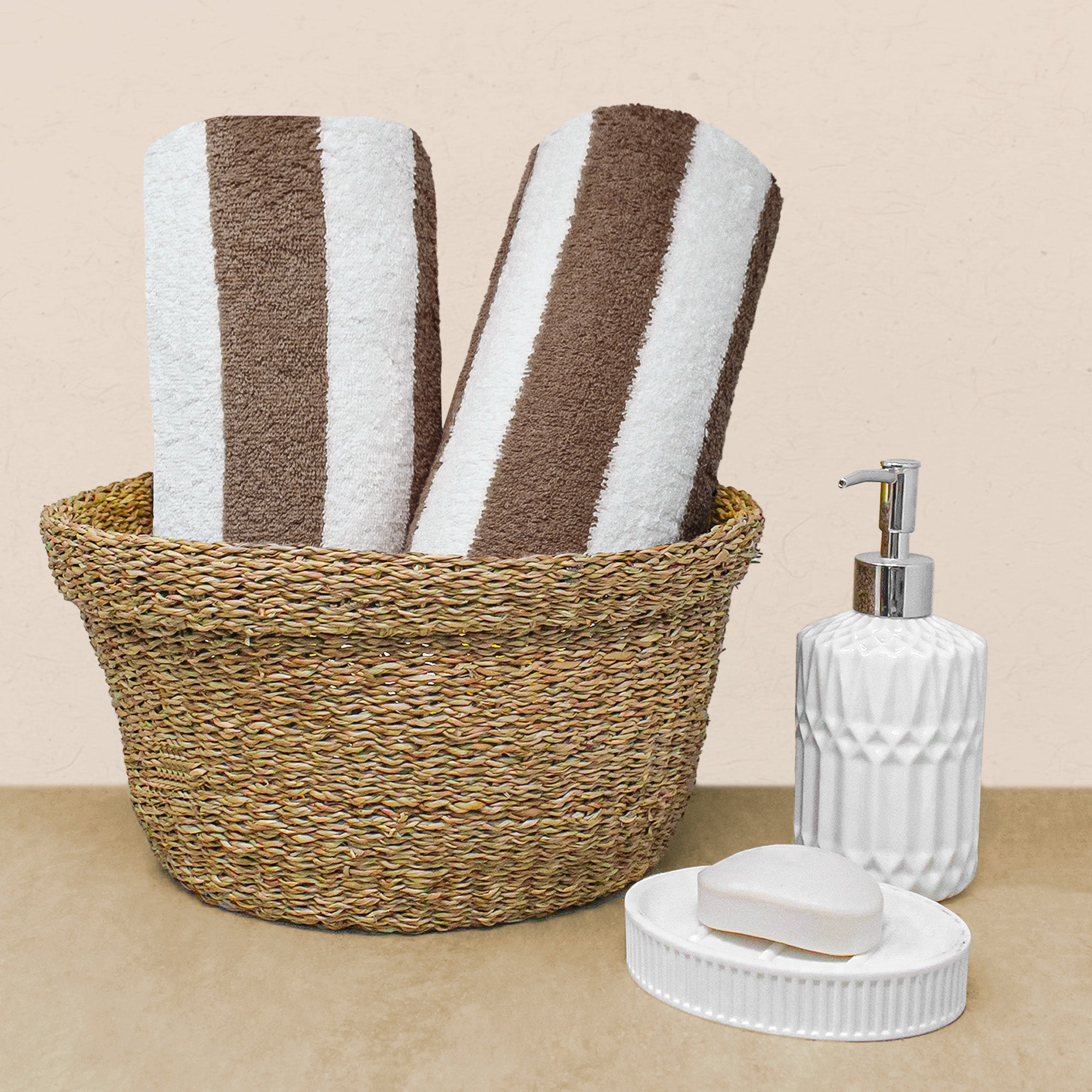 Pool towel storage discount basket